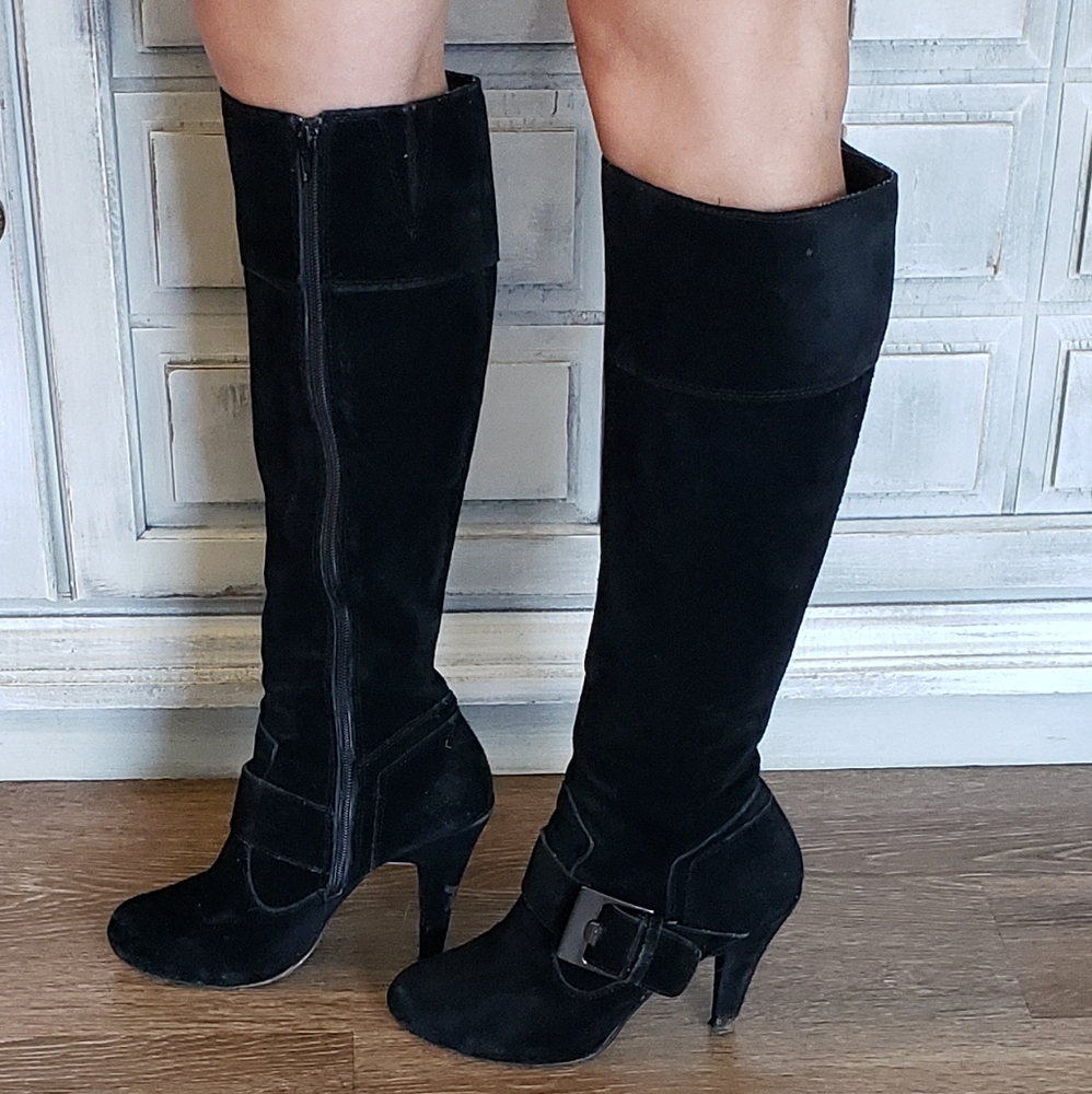 Steve Madden suede boots